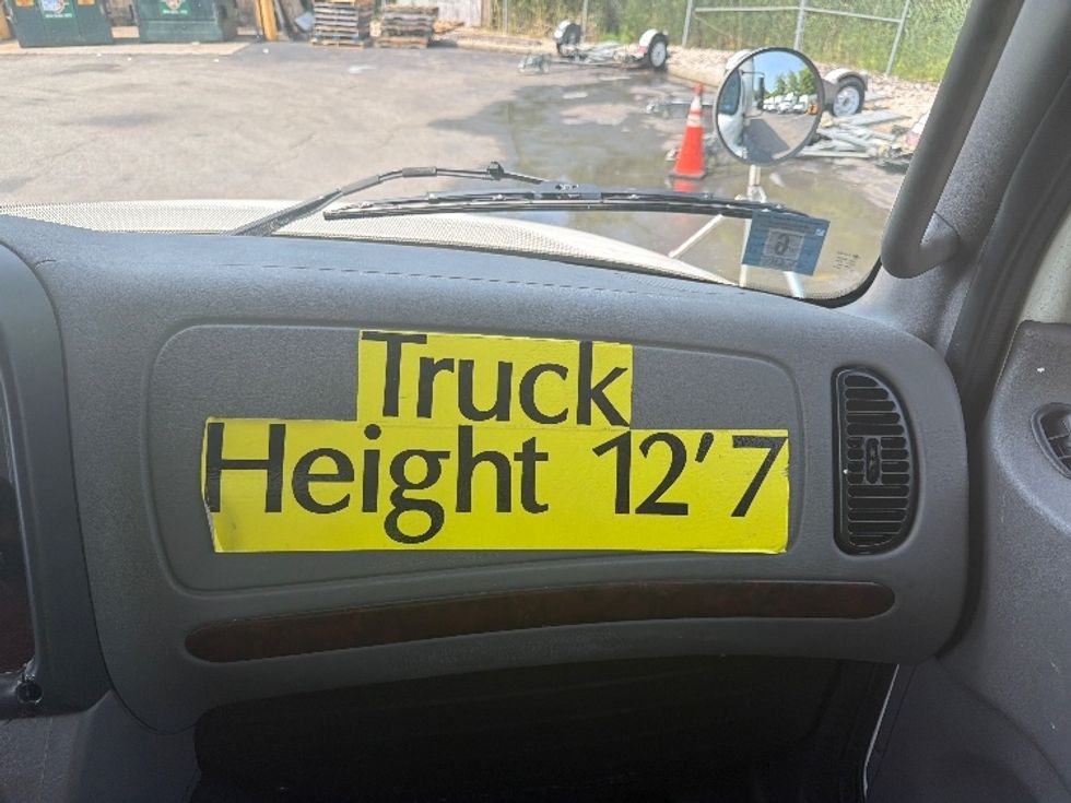 Medium Duty Box Truck-Light and Medium Duty Trucks-Freightliner-2023-M2-Parsippany-NJ-155,595\n\t\tmiles-$ 72,750 - Image 21