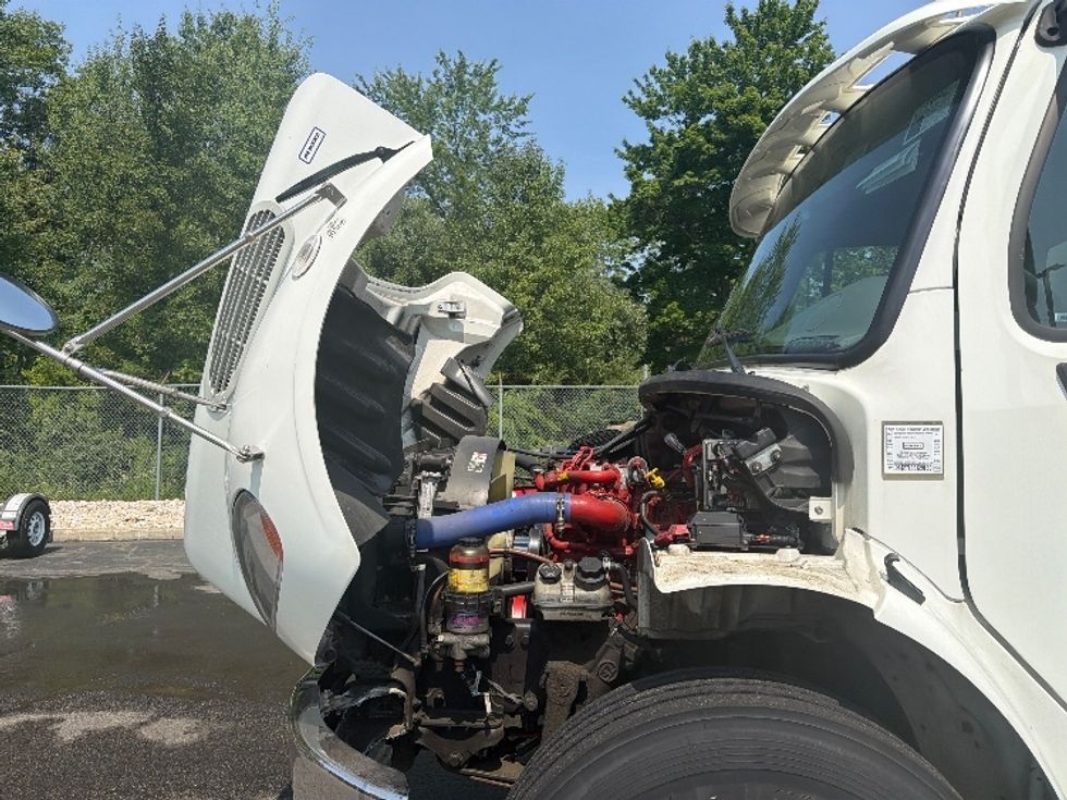 Medium Duty Box Truck-Light and Medium Duty Trucks-Freightliner-2023-M2-Parsippany-NJ-155,595\n\t\tmiles-$ 72,750 - Image 24
