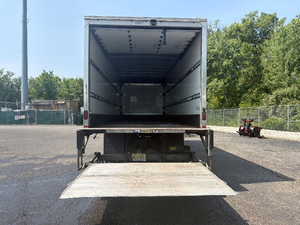 Medium Duty Box Truck-Light and Medium Duty Trucks-Freightliner-2023-M2-Parsippany-NJ-155,595\n\t\tmiles-$ 72,750 - Image 9