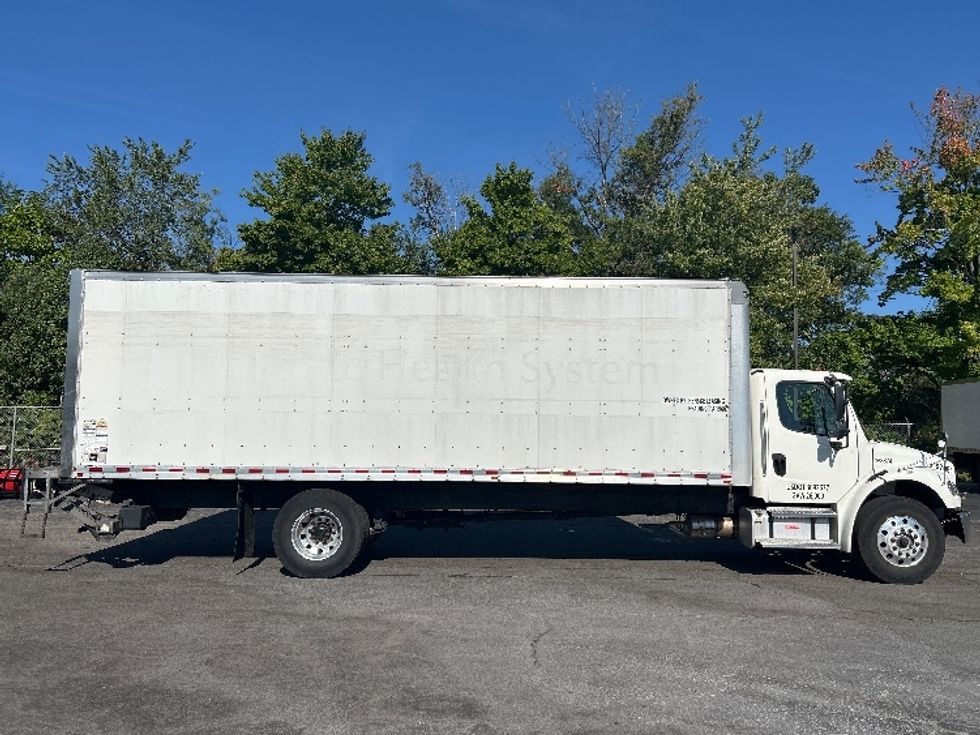 Medium Duty Box Truck-Light and Medium Duty Trucks-Freightliner-2023-M2-Parsippany-NJ-176,986\n\t\tmiles-$ 70,000 - Image 15