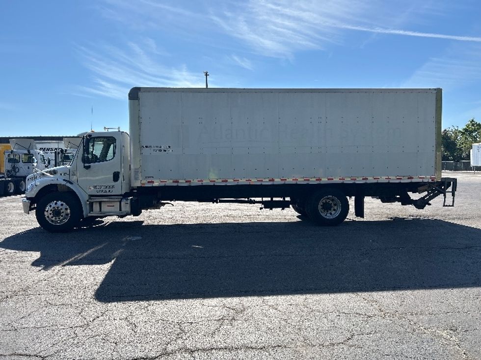 Medium Duty Box Truck-Light and Medium Duty Trucks-Freightliner-2023-M2-Parsippany-NJ-176,986\n\t\tmiles-$ 70,000 - Image 4