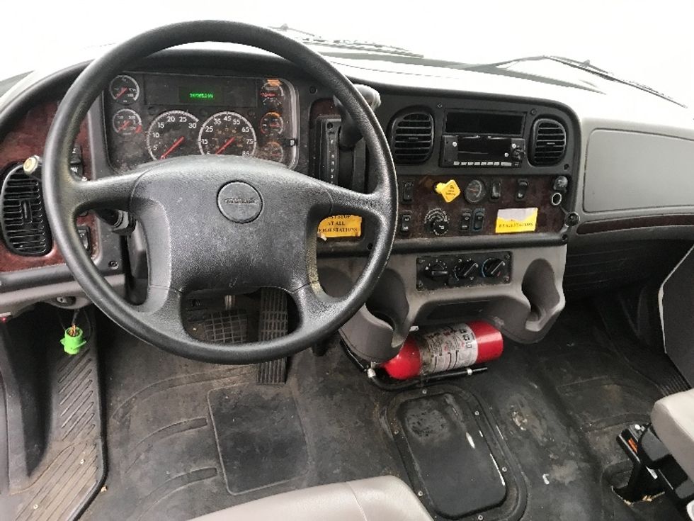 Medium Duty Box Truck-Light and Medium Duty Trucks-Freightliner-2023-M2-Pensacola-FL-187,965\n\t\tmiles-$ 66,250 - Image 18