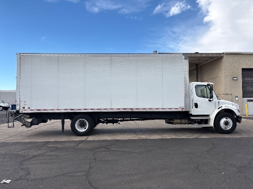 Medium Duty Box Truck-Light and Medium Duty Trucks-Freightliner-2023-M2-Phoenix-AZ-167,372\n\t\tmiles-$ 70,250 - Image 15