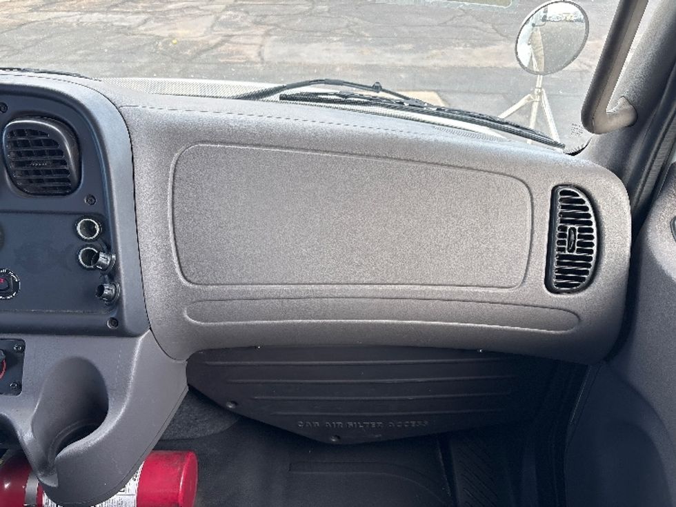 Medium Duty Box Truck-Light and Medium Duty Trucks-Freightliner-2023-M2-Phoenix-AZ-167,372\n\t\tmiles-$ 70,250 - Image 20