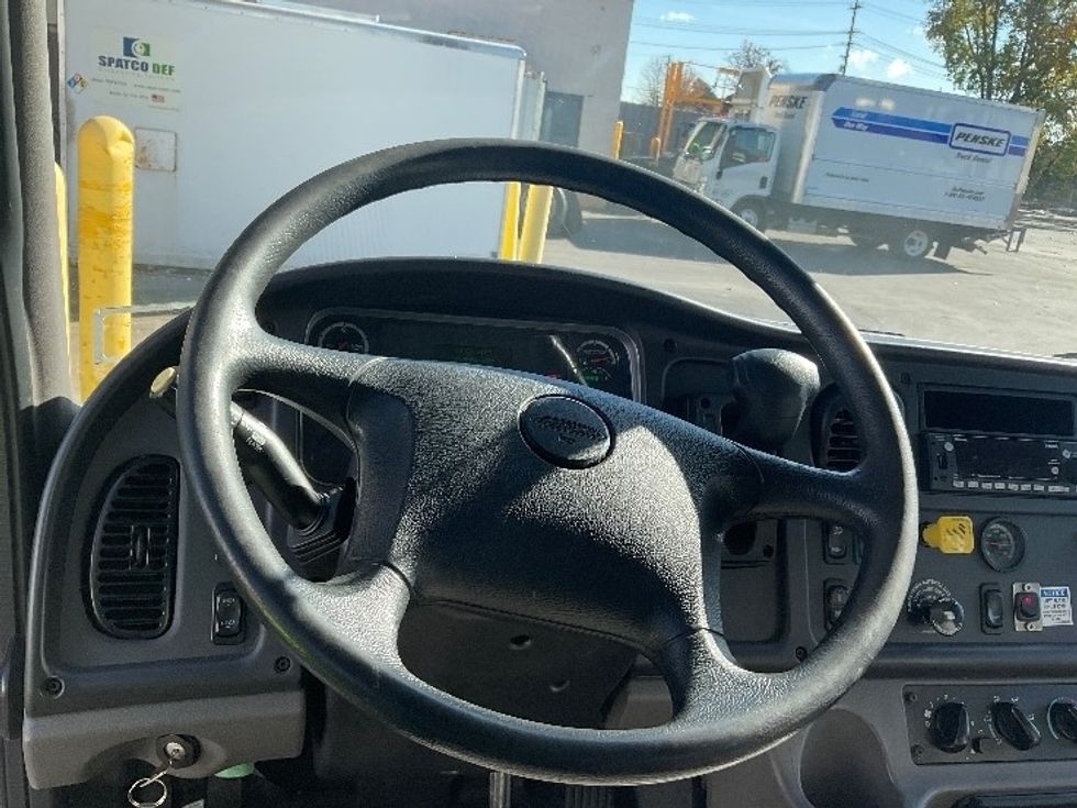 Medium Duty Box Truck-Light and Medium Duty Trucks-Freightliner-2023-M2-Plymouth-MI-214,279\n\t\tmiles-$ 60,250 - Image 19