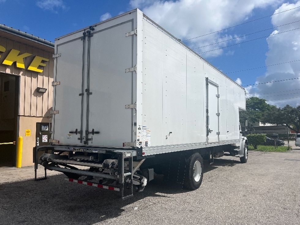 Medium Duty Box Truck-Light and Medium Duty Trucks-Freightliner-2023-M2-Pompano Beach-FL-206,288\n\t\tmiles-$ 70,750 - Image 13