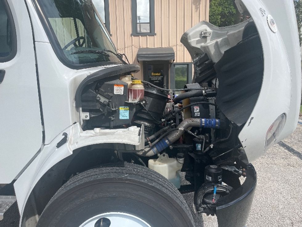 Medium Duty Box Truck-Light and Medium Duty Trucks-Freightliner-2023-M2-Pompano Beach-FL-206,288\n\t\tmiles-$ 70,750 - Image 23