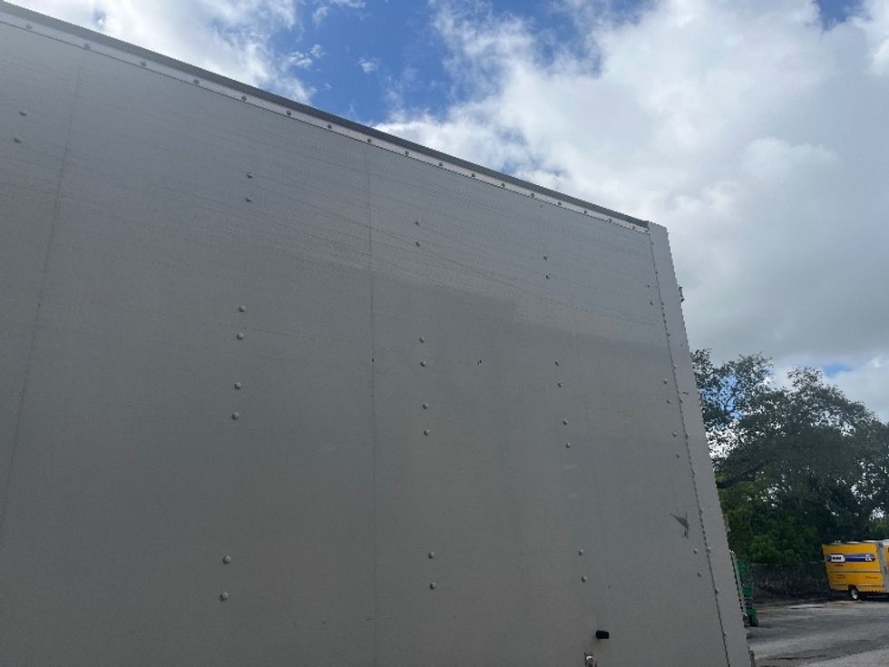 Medium Duty Box Truck-Light and Medium Duty Trucks-Freightliner-2023-M2-Pompano Beach-FL-206,288\n\t\tmiles-$ 70,750 - Image 26