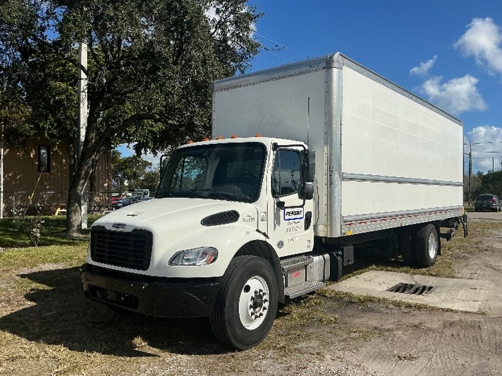 Medium Duty Box Truck-Light and Medium Duty Trucks-Freightliner-2023-M2-Pompano Beach-FL-209,079\n\t\tmiles-$ 60,750 - Image 3