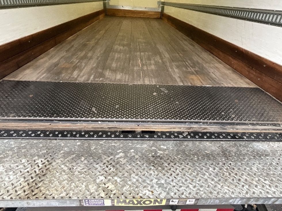 Medium Duty Box Truck-Light and Medium Duty Trucks-Freightliner-2023-M2-Reading-PA-269,934\n\t\tmiles-$ 38,250 - Image 10