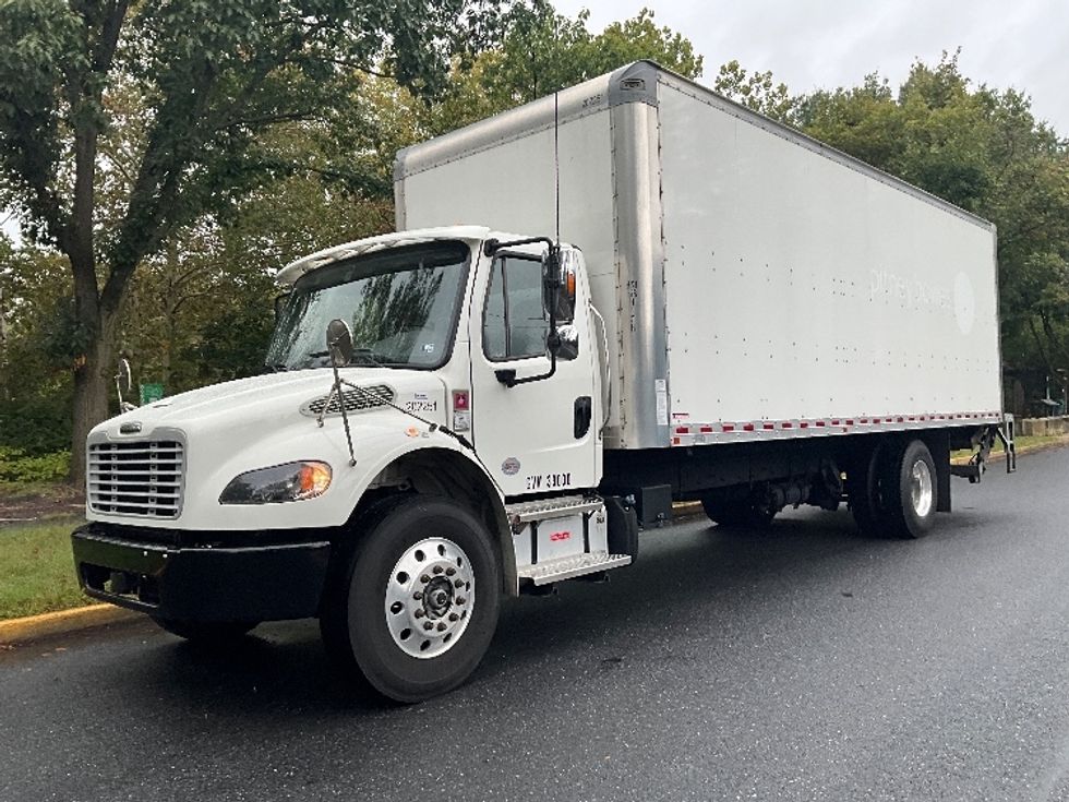 Medium Duty Box Truck-Light and Medium Duty Trucks-Freightliner-2023-M2-Reading-PA-269,934\n\t\tmiles-$ 38,250 - Image 3