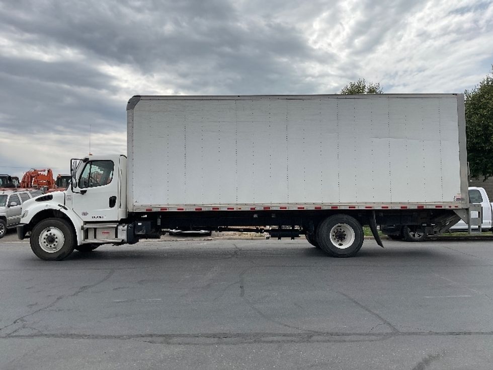 Medium Duty Box Truck-Light and Medium Duty Trucks-Freightliner-2023-M2-Salt Lake City-UT-214,155\n\t\tmiles-$ 60,000 - Image 4