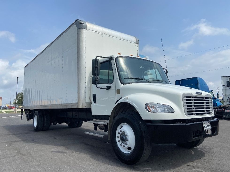 Medium Duty Box Truck-Light and Medium Duty Trucks-Freightliner-2023-M2-San Antonio-TX-278,785\n\t\tmiles-$ 48,500 - Image 1