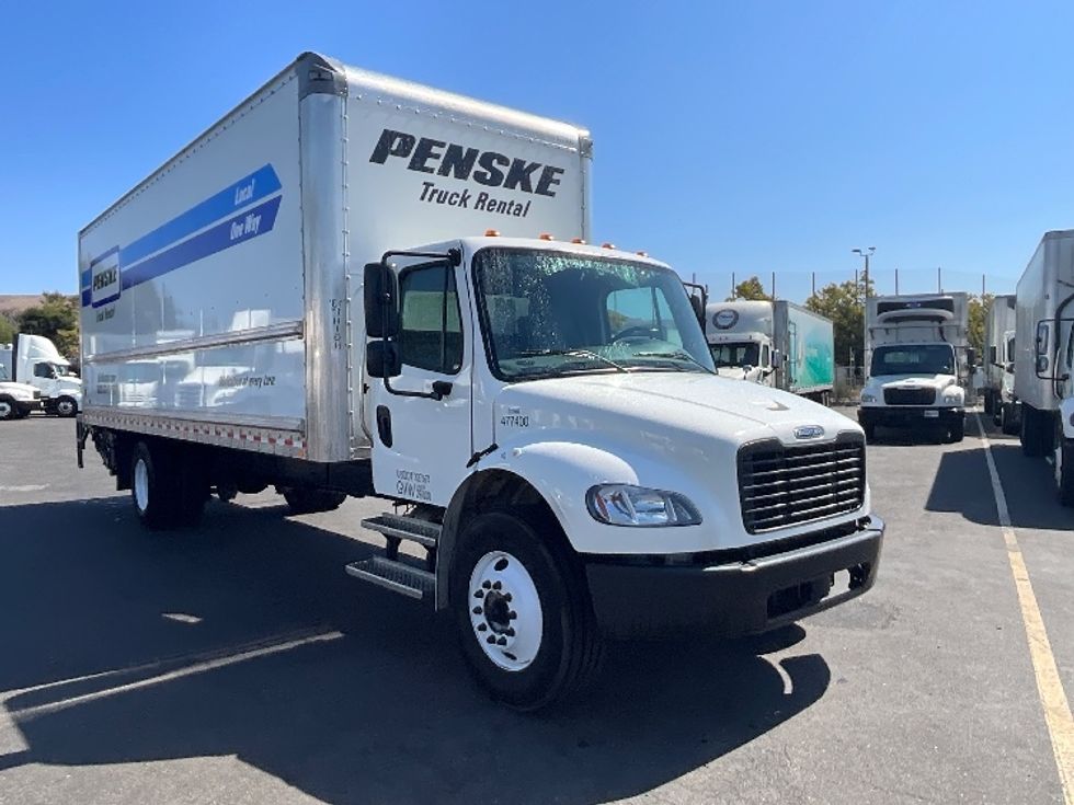 Medium Duty Box Truck-Light and Medium Duty Trucks-Freightliner-2023-M2-Santa Rosa-CA-220,766\n\t\tmiles-$ 60,000 - Image 1