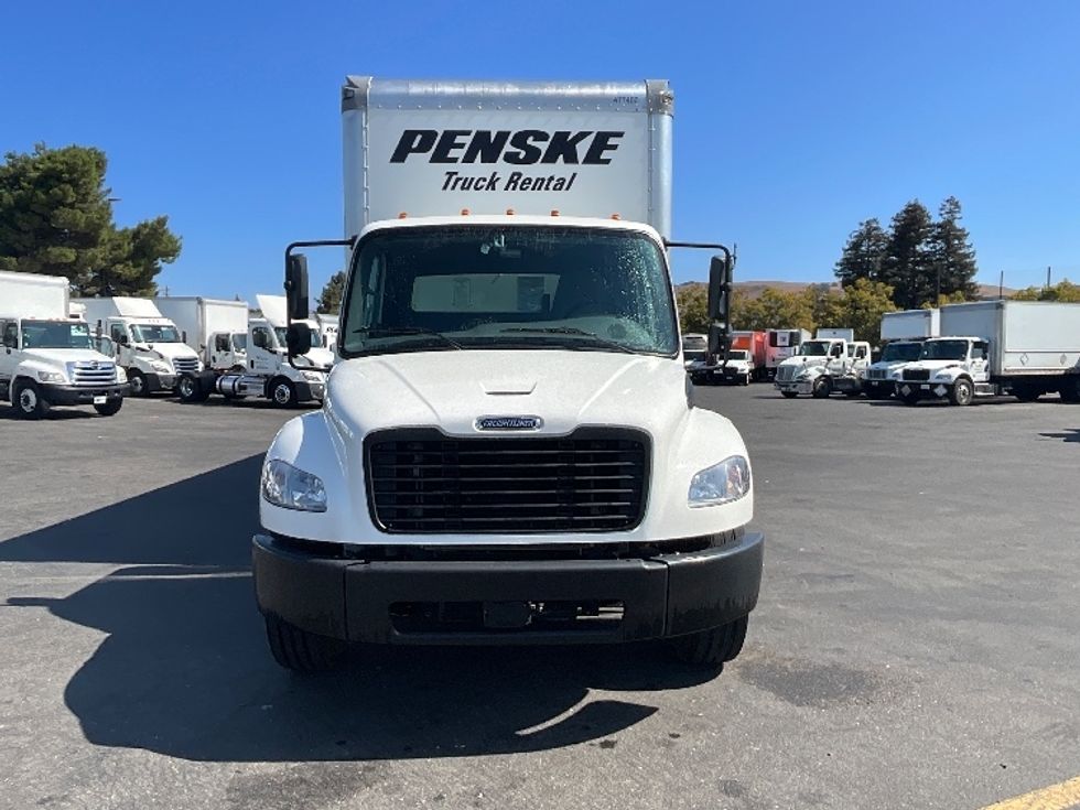 Medium Duty Box Truck-Light and Medium Duty Trucks-Freightliner-2023-M2-Santa Rosa-CA-220,766\n\t\tmiles-$ 60,000 - Image 2
