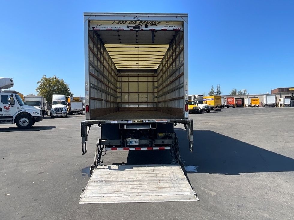 Medium Duty Box Truck-Light and Medium Duty Trucks-Freightliner-2023-M2-Santa Rosa-CA-220,766\n\t\tmiles-$ 60,000 - Image 9