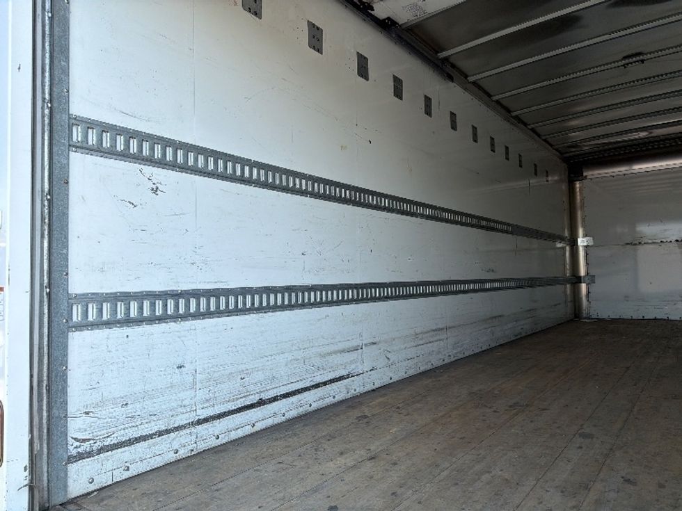 Medium Duty Box Truck-Light and Medium Duty Trucks-Freightliner-2023-M2-Shreveport-LA-273,410\n\t\tmiles-$ 55,000 - Image 11