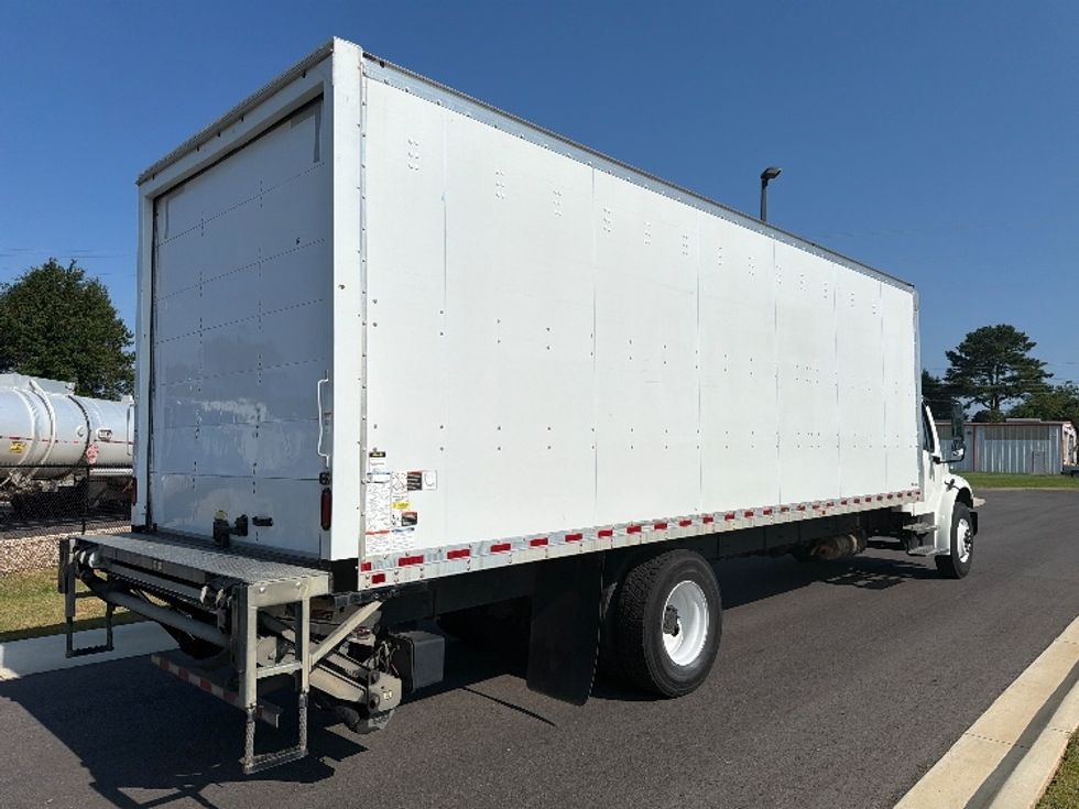 Medium Duty Box Truck-Light and Medium Duty Trucks-Freightliner-2023-M2-Shreveport-LA-273,410\n\t\tmiles-$ 55,000 - Image 13