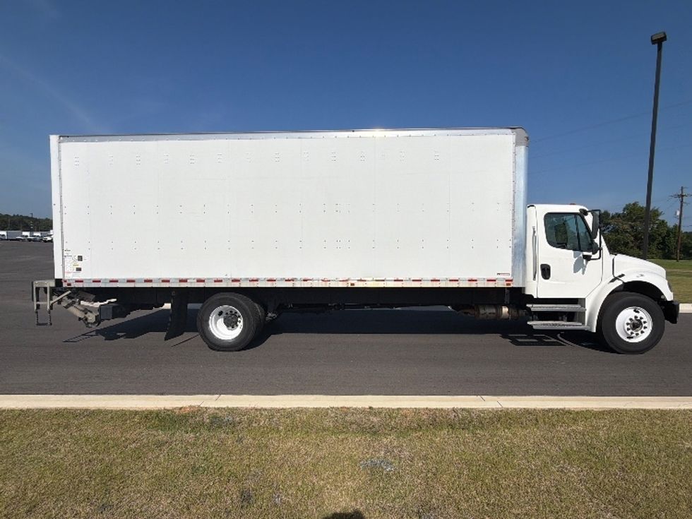 Medium Duty Box Truck-Light and Medium Duty Trucks-Freightliner-2023-M2-Shreveport-LA-273,410\n\t\tmiles-$ 55,000 - Image 15