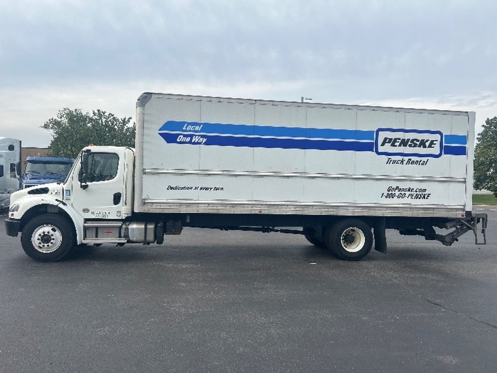 Medium Duty Box Truck-Light and Medium Duty Trucks-Freightliner-2023-M2-Swedesboro-NJ-363,032\n\t\tmiles-$ 24,000 - Image 3