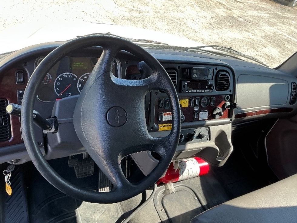 Medium Duty Box Truck-Light and Medium Duty Trucks-Freightliner-2023-M2-Tampa-FL-248,998\n\t\tmiles-$ 54,500 - Image 18