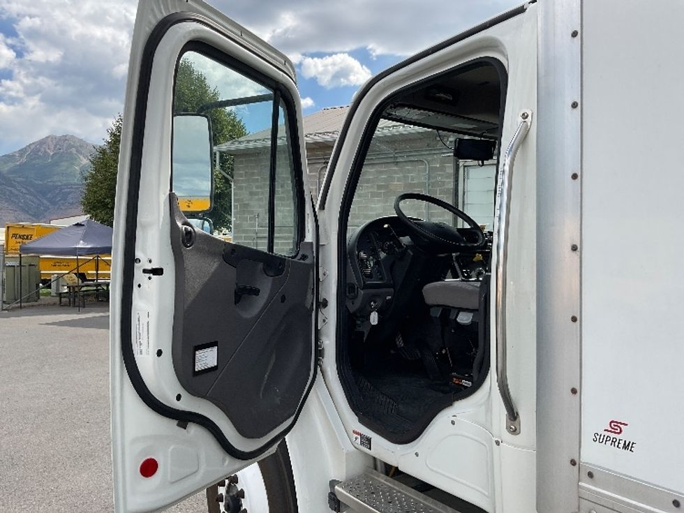 Medium Duty Box Truck-Light and Medium Duty Trucks-Freightliner-2023-M2-West Valley City-UT-239,403\n\t\tmiles-$ 56,000 - Image 16