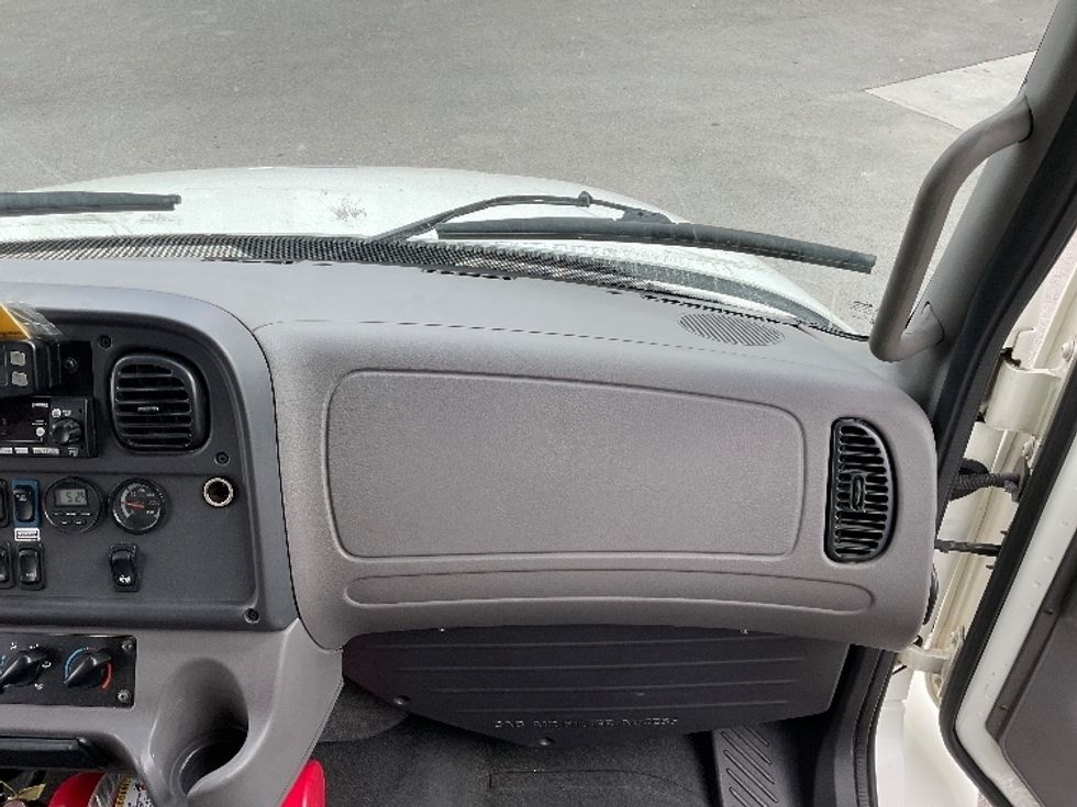 Medium Duty Box Truck-Light and Medium Duty Trucks-Freightliner-2023-M2-West Valley City-UT-239,403\n\t\tmiles-$ 56,000 - Image 21