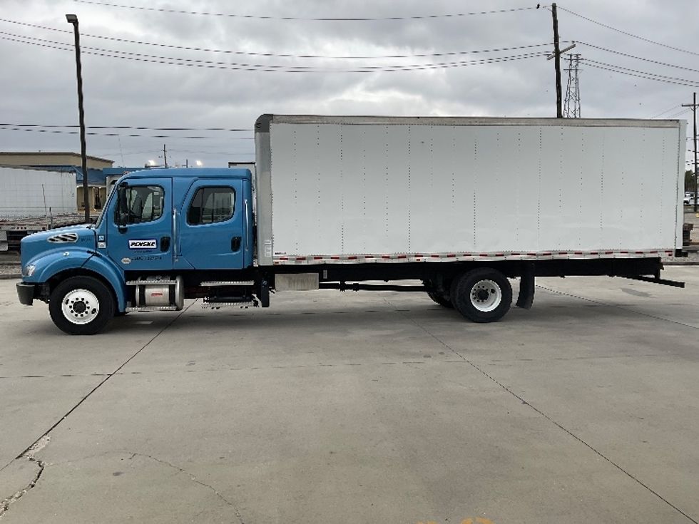 Medium Duty Box Truck-Light and Medium Duty Trucks-Freightliner-2023-M211242S-Baton Rouge-LA-63,552\n\t\tmiles-$ 118,500 - Image 4
