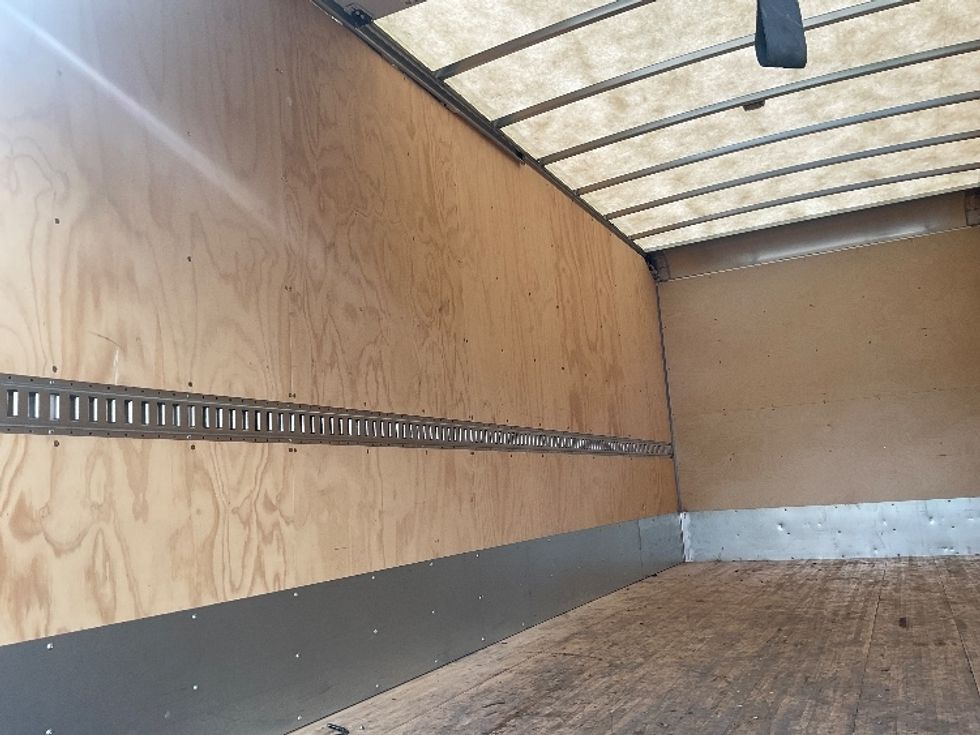 Medium Duty Box Truck-Light and Medium Duty Trucks-Freightliner-2024-M2-Allen Park-MI-1,231\n\t\tmiles-$ 85,500 - Image 11
