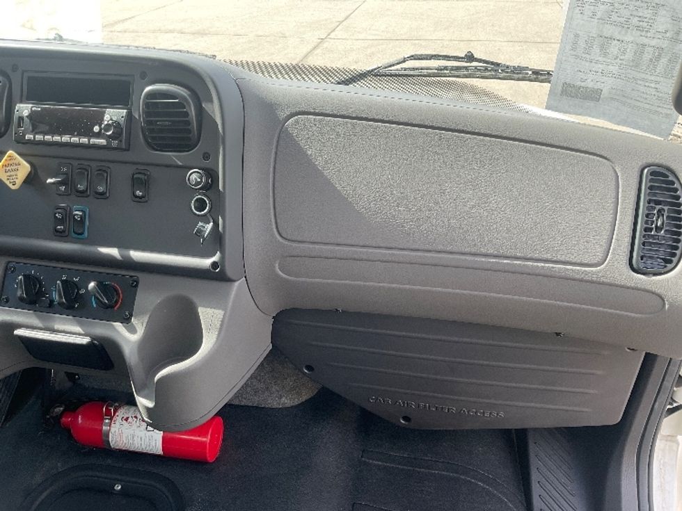 Medium Duty Box Truck-Light and Medium Duty Trucks-Freightliner-2024-M2-Allen Park-MI-1,231\n\t\tmiles-$ 85,500 - Image 21