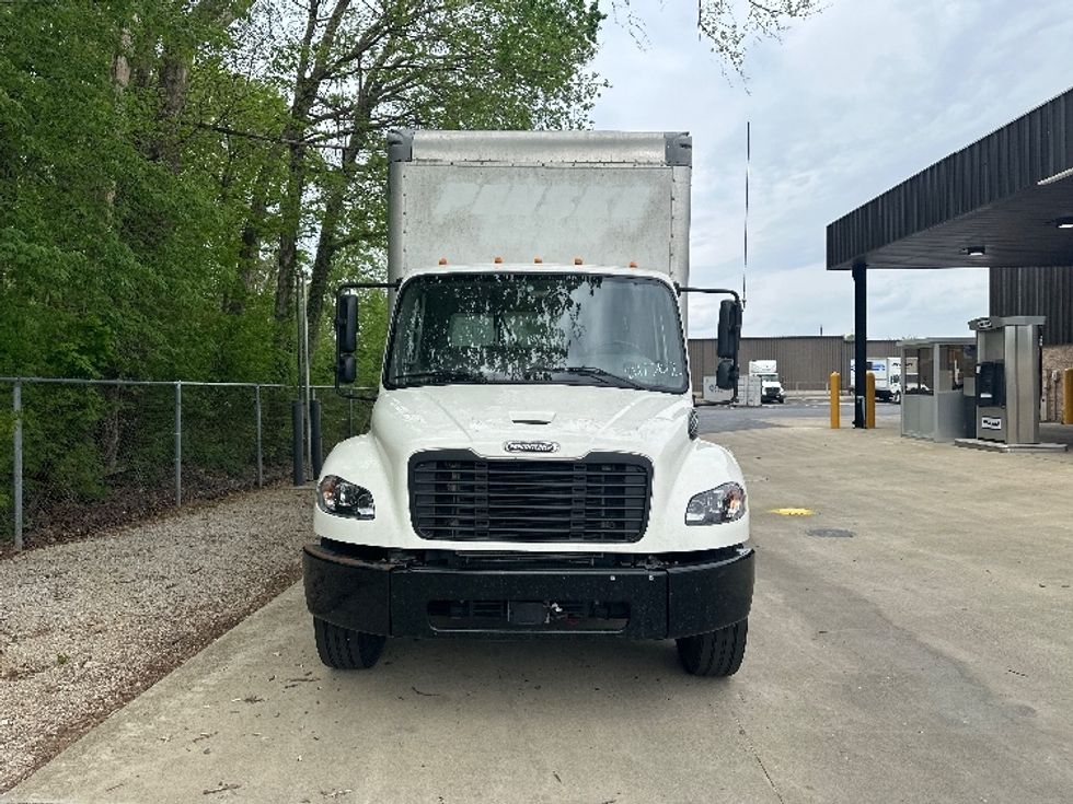 Medium Duty Box Truck-Light and Medium Duty Trucks-Freightliner-2024-M2-Bloomington-IN-172,548\n\t\tmiles-$ 71,750 - Image 2