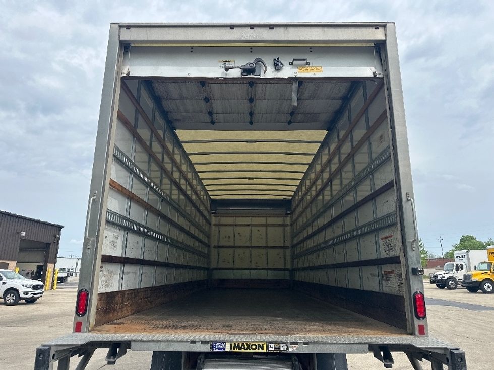 Medium Duty Box Truck-Light and Medium Duty Trucks-Freightliner-2024-M2-Bloomington-IN-172,548\n\t\tmiles-$ 71,750 - Image 8
