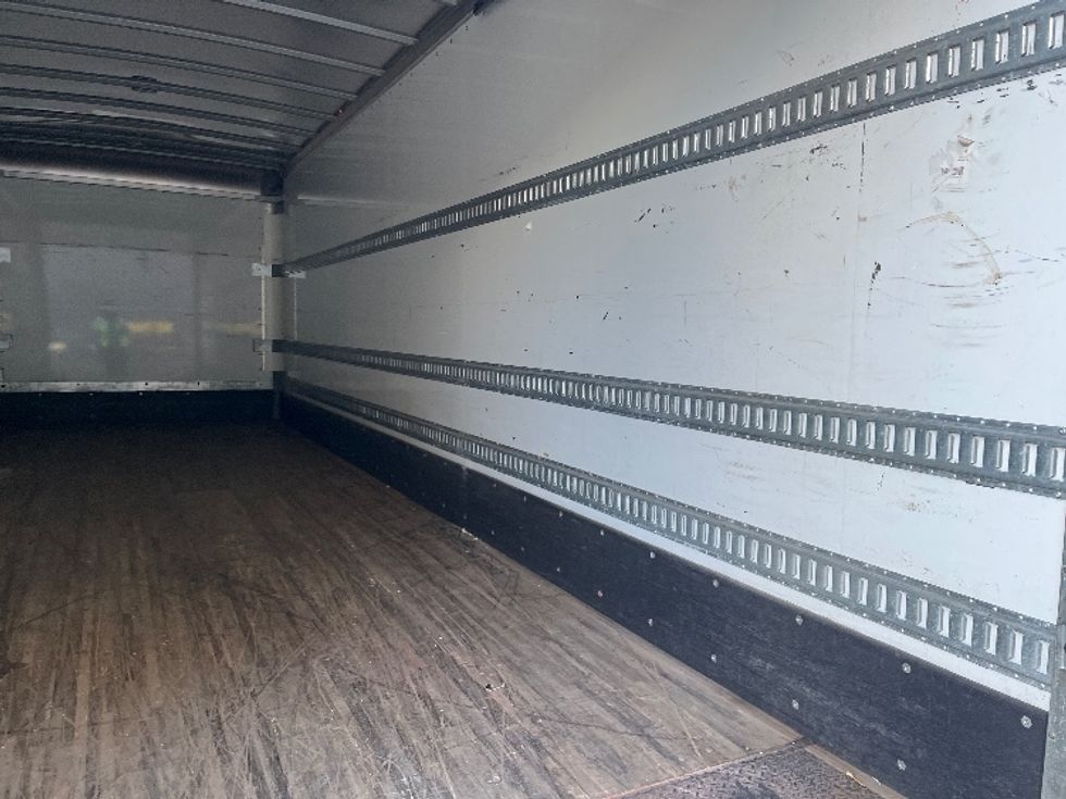 Medium Duty Box Truck-Light and Medium Duty Trucks-Freightliner-2024-M2-Burlington-NJ-121,915\n\t\tmiles-$ 90,000 - Image 12