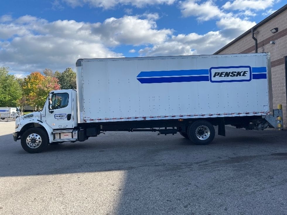 Medium Duty Box Truck-Light and Medium Duty Trucks-Freightliner-2024-M2-Burlington-NJ-121,915\n\t\tmiles-$ 90,000 - Image 4