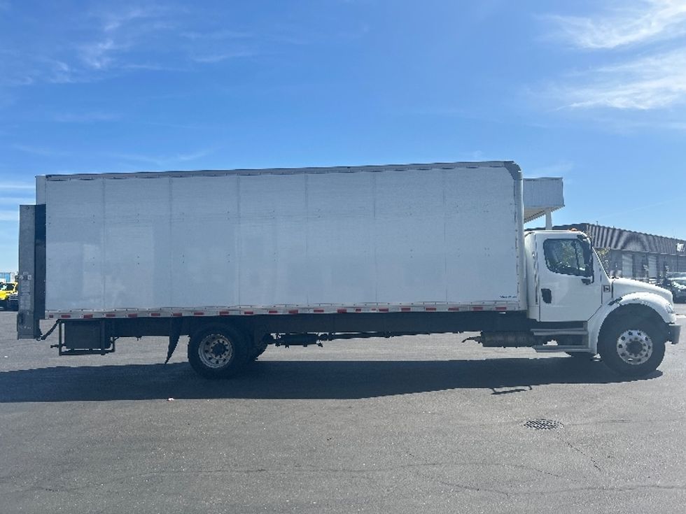 Medium Duty Box Truck-Light and Medium Duty Trucks-Freightliner-2024-M2-Ceres-CA-130,397\n\t\tmiles-$ 74,500 - Image 15