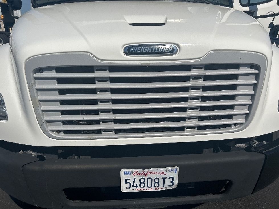Medium Duty Box Truck-Light and Medium Duty Trucks-Freightliner-2024-M2-Ceres-CA-130,397\n\t\tmiles-$ 74,500 - Image 27