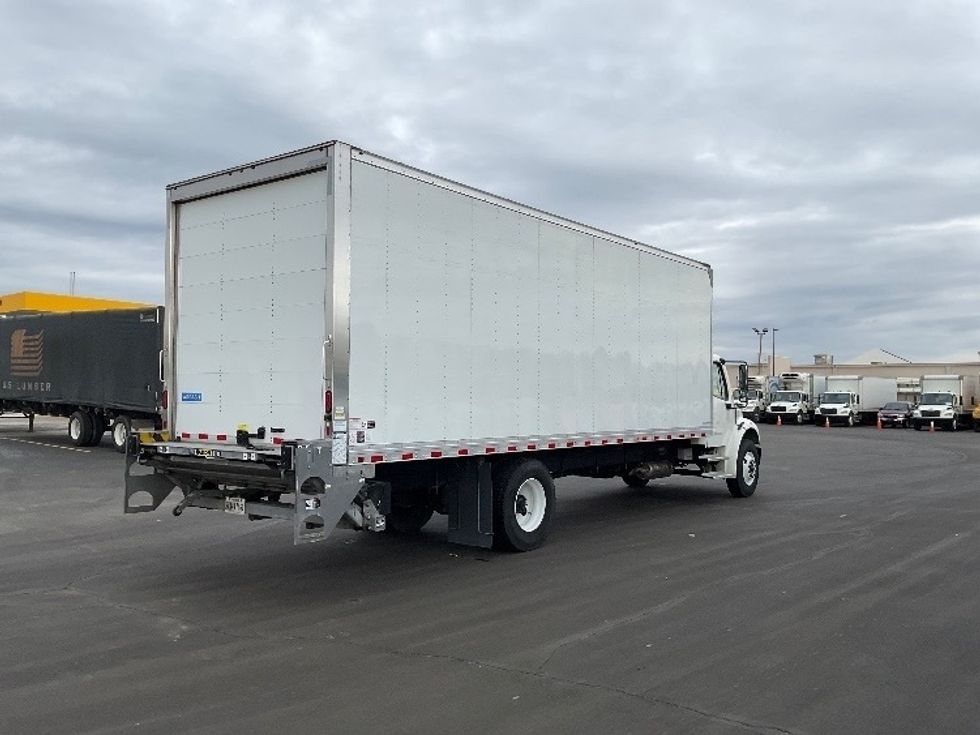Medium Duty Box Truck-Light and Medium Duty Trucks-Freightliner-2024-M2-Indianapolis-IN-77,700\n\t\tmiles-$ 93,750 - Image 13