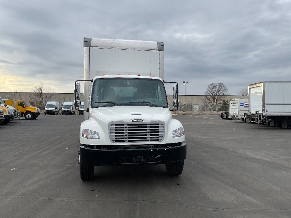 Medium Duty Box Truck-Light and Medium Duty Trucks-Freightliner-2024-M2-Indianapolis-IN-77,700\n\t\tmiles-$ 93,750 - Image 2