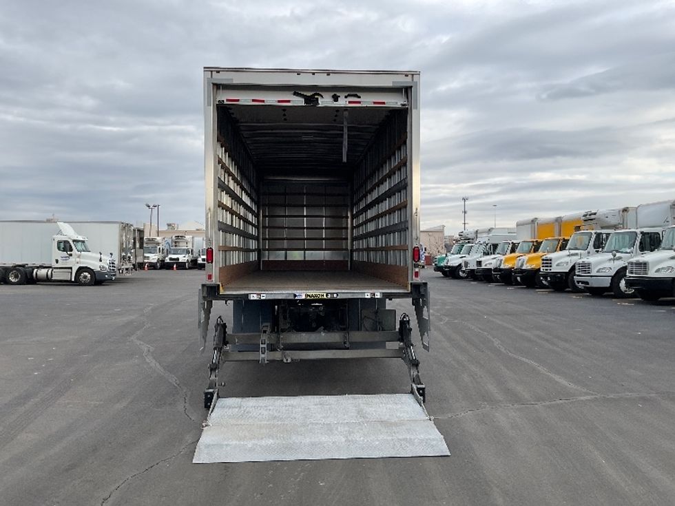 Medium Duty Box Truck-Light and Medium Duty Trucks-Freightliner-2024-M2-Indianapolis-IN-77,700\n\t\tmiles-$ 93,750 - Image 9