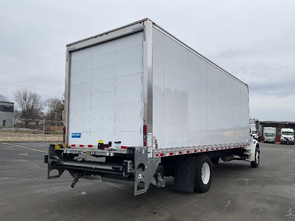 Medium Duty Box Truck-Light and Medium Duty Trucks-Freightliner-2024-M2-Indianapolis-IN-85,885\n\t\tmiles-$ 92,250 - Image 13