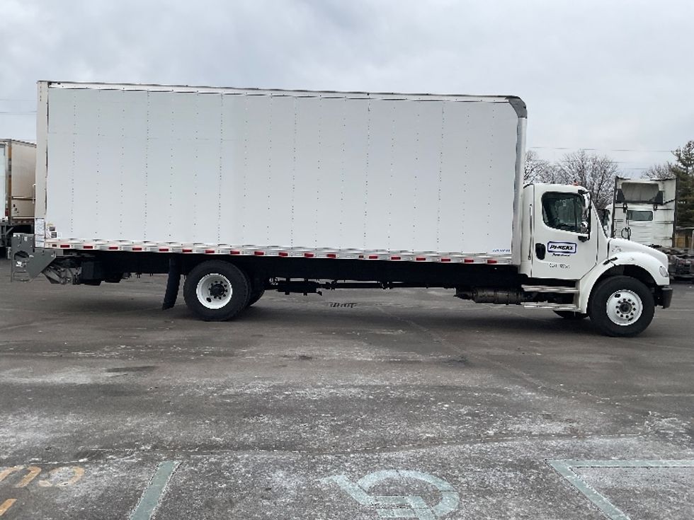 Medium Duty Box Truck-Light and Medium Duty Trucks-Freightliner-2024-M2-Indianapolis-IN-85,885\n\t\tmiles-$ 92,250 - Image 15
