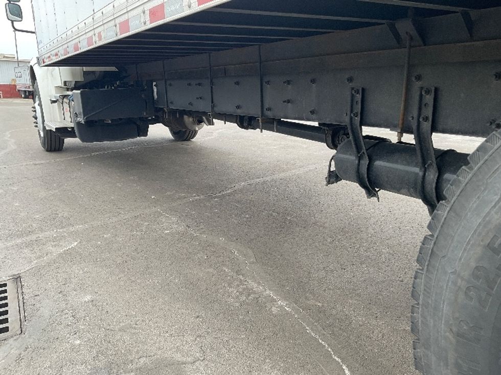 Medium Duty Box Truck-Light and Medium Duty Trucks-Freightliner-2024-M2-Indianapolis-IN-85,885\n\t\tmiles-$ 92,250 - Image 5