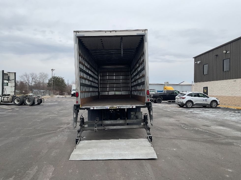 Medium Duty Box Truck-Light and Medium Duty Trucks-Freightliner-2024-M2-Indianapolis-IN-85,885\n\t\tmiles-$ 92,250 - Image 9