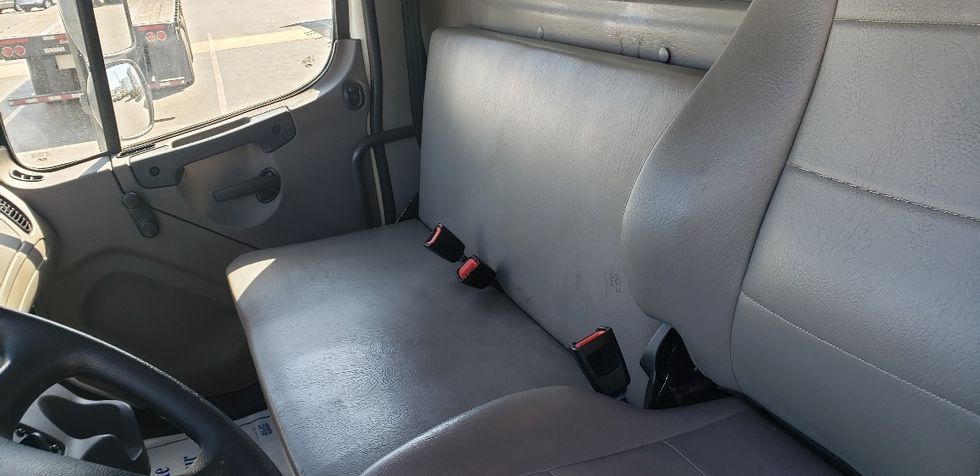 Medium Duty Box Truck-Light and Medium Duty Trucks-Freightliner-2024-M2-Little Rock-AR-157,338\n\t\tmiles-$ 69,250 - Image 19