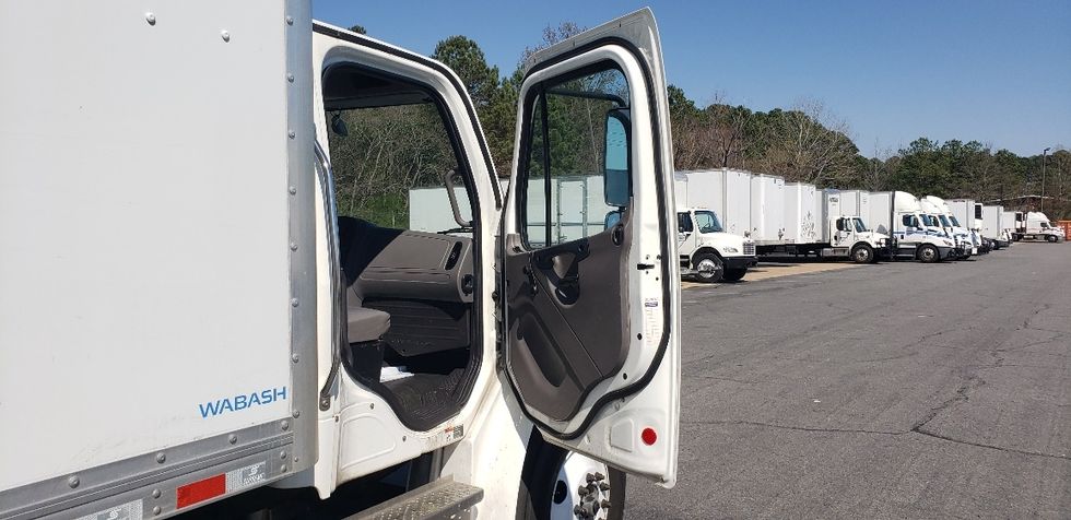 Medium Duty Box Truck-Light and Medium Duty Trucks-Freightliner-2024-M2-Little Rock-AR-157,338\n\t\tmiles-$ 69,250 - Image 20