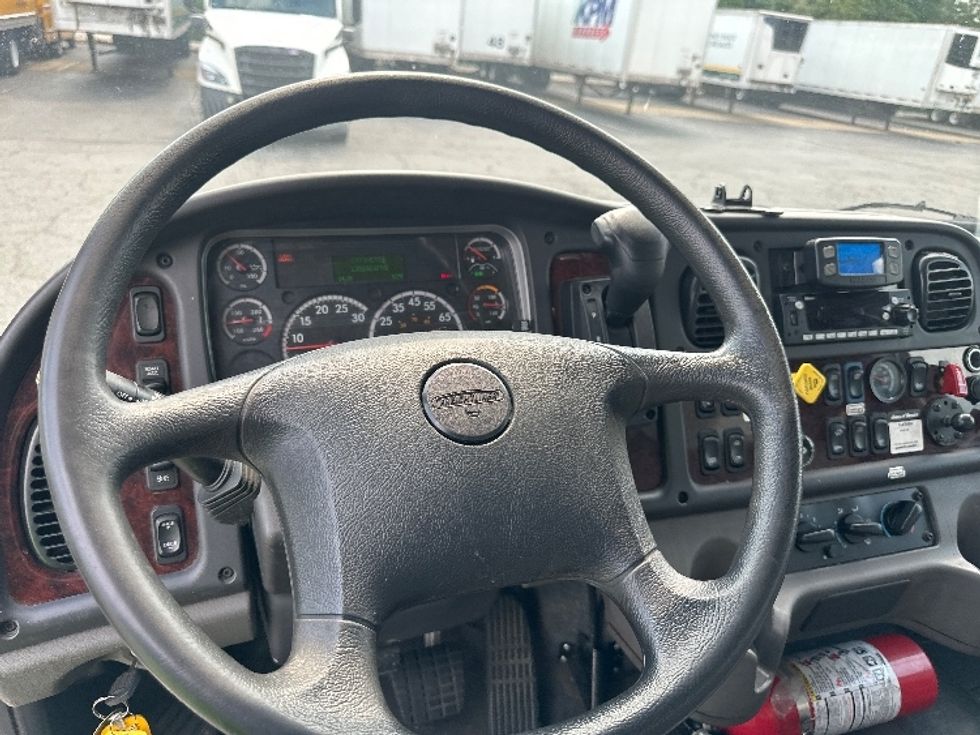Medium Duty Box Truck-Light and Medium Duty Trucks-Freightliner-2024-M2-Parsippany-NJ-130,193\n\t\tmiles-$ 89,250 - Image 15