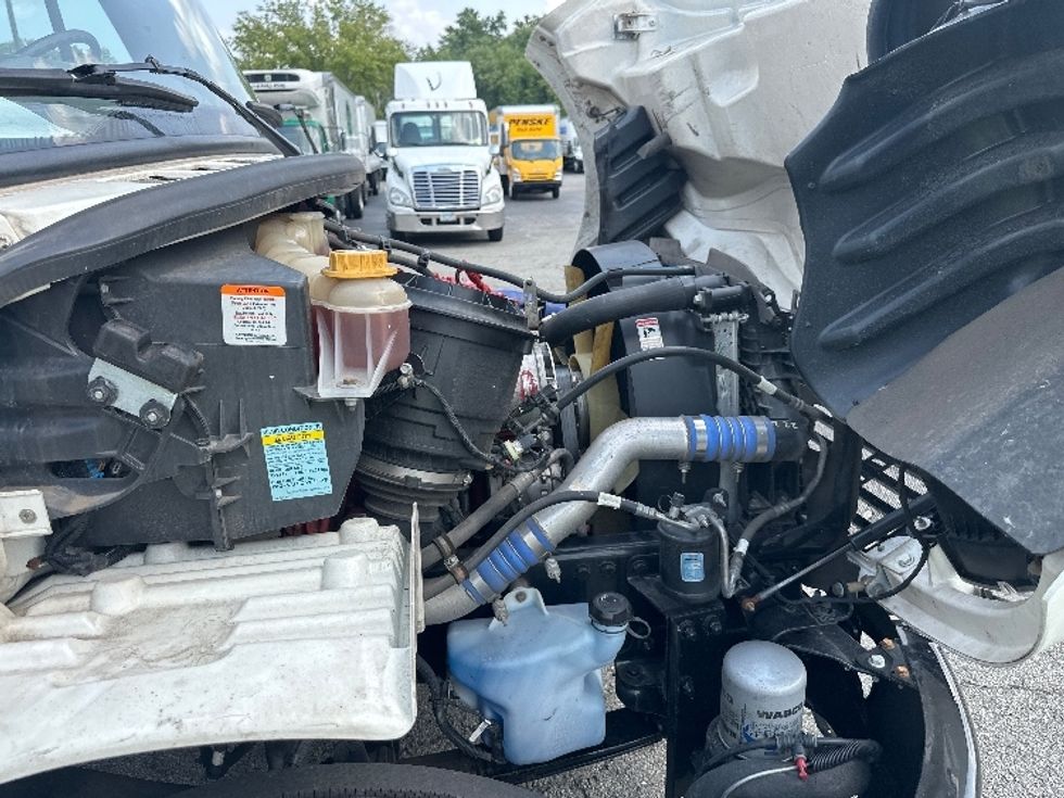 Medium Duty Box Truck-Light and Medium Duty Trucks-Freightliner-2024-M2-Parsippany-NJ-130,193\n\t\tmiles-$ 89,250 - Image 21