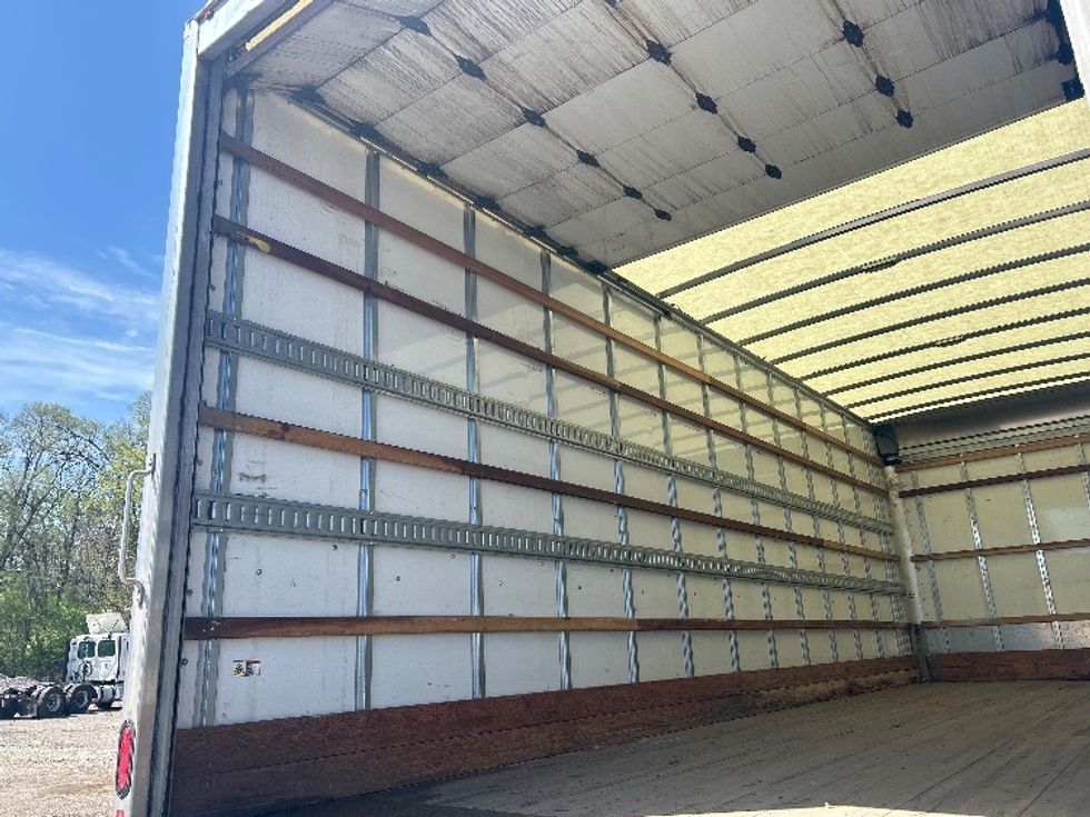 Medium Duty Box Truck-Light and Medium Duty Trucks-Freightliner-2024-M2P-La Porte-IN-235,598\n\t\tmiles-$ 58,500 - Image 11
