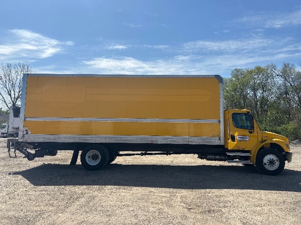 Medium Duty Box Truck-Light and Medium Duty Trucks-Freightliner-2024-M2P-La Porte-IN-235,598\n\t\tmiles-$ 58,500 - Image 15