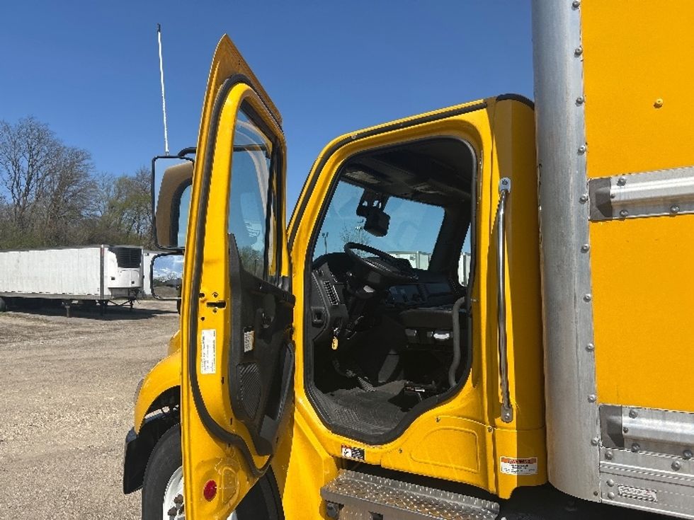 Medium Duty Box Truck-Light and Medium Duty Trucks-Freightliner-2024-M2P-La Porte-IN-235,598\n\t\tmiles-$ 58,500 - Image 16